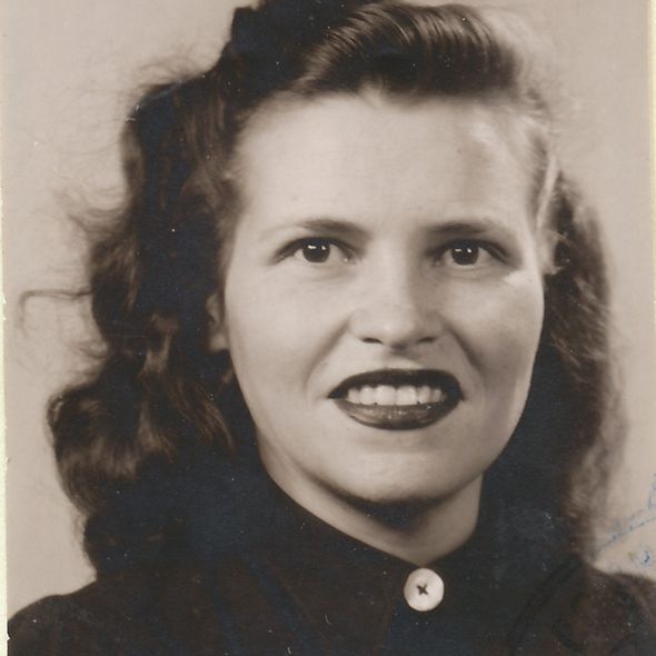 Noëlla Rouget vor ihrer Deportation, 1942/1943